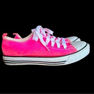EpicStep ladies, hot pink size 6 sneaker, good condition white laces